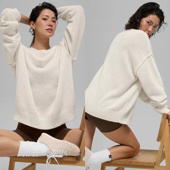 NWT ALO New Class Cashmere Crewneck Sweater in Bone Heather Size Large - Picture 1 of 8